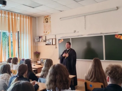 День трезвости в Новозыбковском благочинии. Душеполезная беседа с учащими и учащимися Гимназии города Новозыбкова