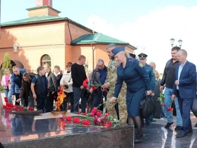 Священнослужитель принял участие в праздновании дня поселка в Красной Горе Священнослужитель принял участие в праздновании дня поселка в Красной Горе
