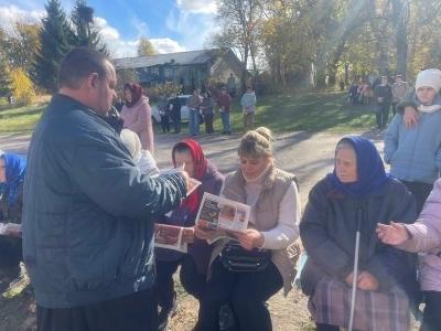 В день Покрова Пресвятой Богородицы жители и гости села Медведи Красногорского района молитвенно почтили Престольный праздник В день Покрова Пресвятой Богородицы жители и гости села Медведи Красногорского района молитвенно почтили Престольный праздник