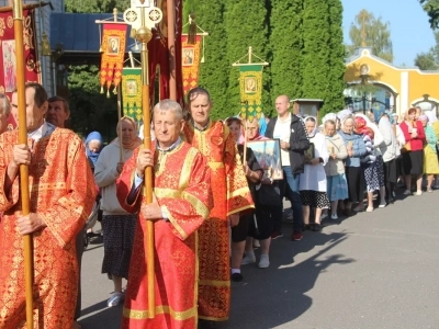 Святый Архистратиже Божий Михаиле, моли Бога о нас !Престольное торжество храма в честь чуда Архистратига Михаила в Хонех города Новозыбкова