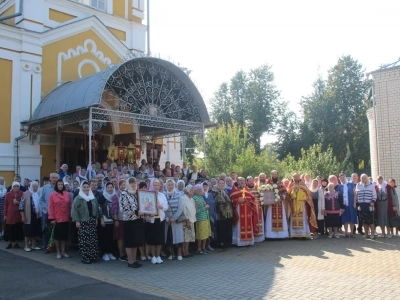 Святый Архистратиже Божий Михаиле, моли Бога о нас !Престольное торжество храма в честь чуда Архистратига Михаила в Хонех города Новозыбкова