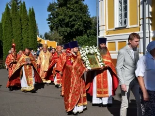 Правящий Архиерей возглавил престольное торжество в храме в честь Чуда Архистратига Михаила в Хонех города Новозыбкова