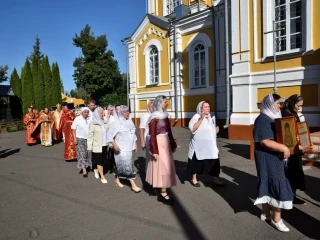 Правящий Архиерей возглавил престольное торжество в храме в честь Чуда Архистратига Михаила в Хонех города Новозыбкова