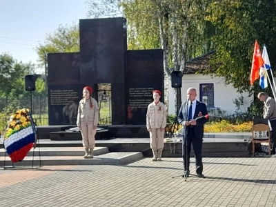 Священник поздравил земляков с Днем поселка в пгт. Красная гора