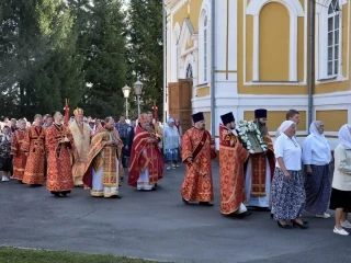 Правящий Архиерей возглавил престольное торжество в храме в честь Чуда Архистратига Михаила в Хонех города Новозыбкова