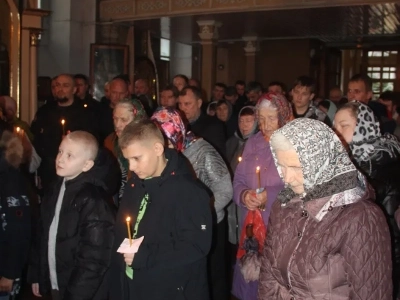 В пределы Новозыбковского благочиния, по благословению Епископа Клинцовского и Трубчевского Владимира, принесены иконы Великомученика и Целителя Пантелеимона и Великомученика и Победоносца Георгия с частицами их мощей