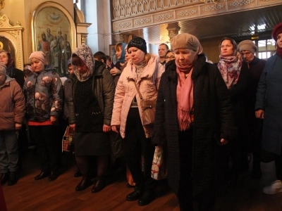 В пределы Новозыбковского благочиния, по благословению Епископа Клинцовского и Трубчевского Владимира, принесены иконы Великомученика и Целителя Пантелеимона и Великомученика и Победоносца Георгия с частицами их мощей