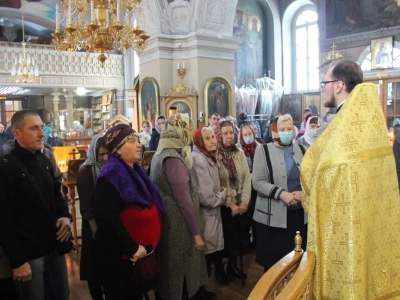 «Помяни, Господи, рабов Твоих в дорожно-транспортных происшествиях без покаяния погибших и прости им прегрешения !» Панихида о погибших в «дорожных войнах» совершена в Новозыбковском благочинии