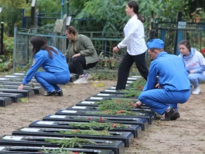 В день освобождения Новозыбковской земли от немецко-фашистских захватчиков совершена молитва о упокоении павших воинов-освободителей