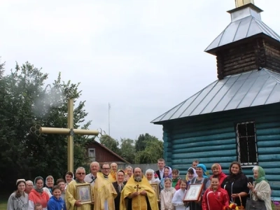 Первая Божественная литургия за почти 100 лет совершена в селе Новое Место Новозыбковского благочиния