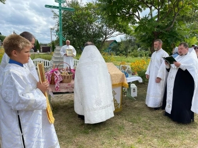 Величай, душе моя, на Фаворе преобразившагося Господа! Преображение Господне молитвенно почтили в Новозыбковском благочинии: Благочинный посетил отдаленный приход