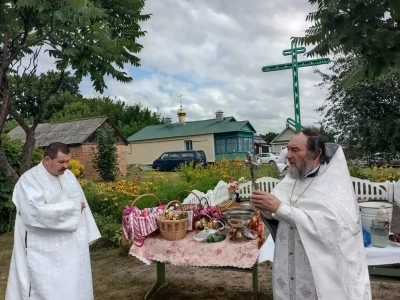 Величай, душе моя, на Фаворе преобразившагося Господа! Преображение Господне молитвенно почтили в Новозыбковском благочинии: Благочинный посетил отдаленный приход