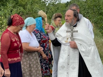 Величай, душе моя, на Фаворе преобразившагося Господа! Преображение Господне молитвенно почтили в Новозыбковском благочинии: Благочинный посетил отдаленный приход