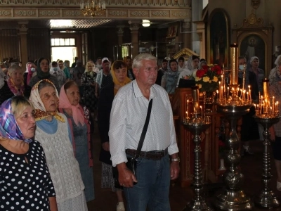 Сладкий праздник: Медовый спас в Новозыбковском благочинии