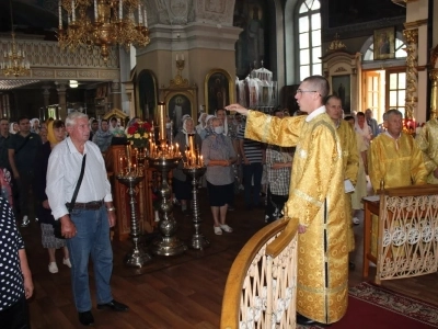 Сладкий праздник: Медовый спас в Новозыбковском благочинии