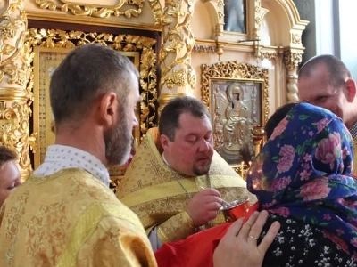 Сладкий праздник: Медовый спас в Новозыбковском благочинии