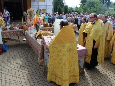 Сладкий праздник: Медовый спас в Новозыбковском благочинии