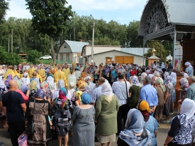 Сладкий праздник: Медовый спас в Новозыбковском благочинии