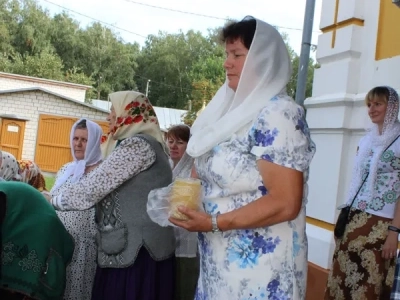 Сладкий праздник: Медовый спас в Новозыбковском благочинии