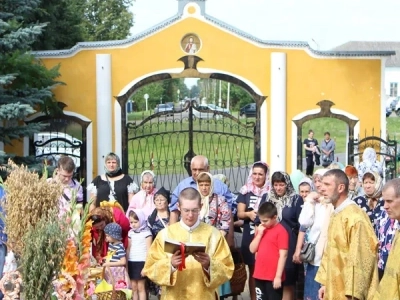 Сладкий праздник: Медовый спас в Новозыбковском благочинии