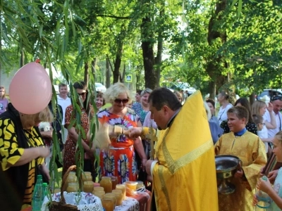 Сладкий праздник: Медовый спас в Новозыбковском благочинии