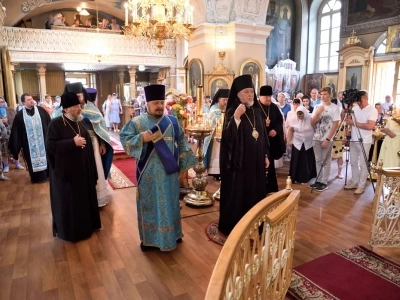 В день почитания «Почаевского» образа Божией Матери, Епископ Клинцовский и Трубчевский Владимир совершил Божественную литургию в городе Новозыбкове