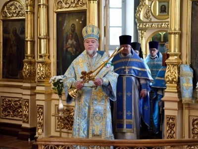 В день почитания «Почаевского» образа Божией Матери, Епископ Клинцовский и Трубчевский Владимир совершил Божественную литургию в городе Новозыбкове