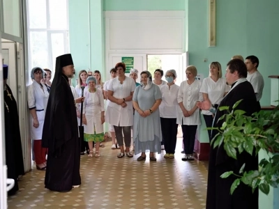 В день почитания «Почаевского» образа Божией Матери, Епископ Клинцовский и Трубчевский Владимир совершил Божественную литургию в городе Новозыбкове