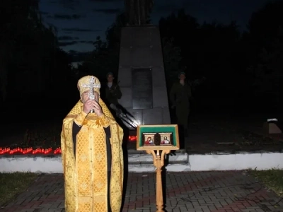 Памяти тех, кто ценою жизни своей одержал победу в Великой Отечественной Войне, прошла акция «Свеча памяти»