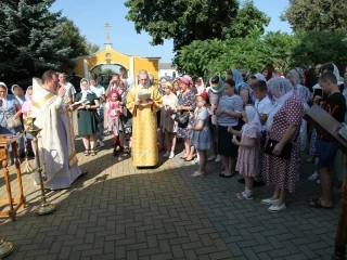 В школу, помолясь! В храмах Новозыбковского благочиния совершены Молебные пения на начало учения отроков