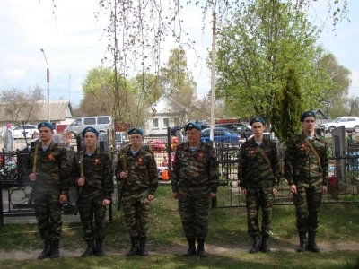 За Веру и Отечество жизнь свою положившим – ВЕЧНАЯ ПАМЯТЬ! 77-й День победы в Великой Отечественной Войне в Новозыбковском благочинии ознаменован молитвой