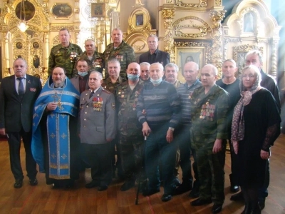 Еще молимся о упокоении воинов, жизнь свою на поле брани положивших! В день Сретения Господня, а также в день 32-й годовщины вывода советских войск из Афганистана, в соборном храме Новозыбковского благочиния совершена панихида о всех воинах, погибших в локальных вооруженных конфликтах