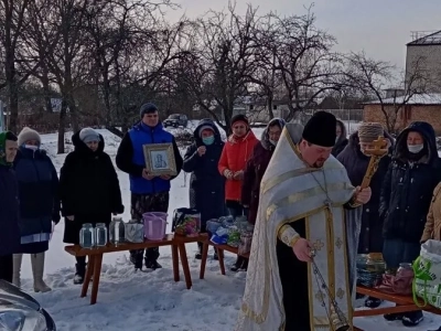 Святое Богоявление в Новозыбковском благочинии. Фоторепортаж. Акция «Листовки о Святой воде и о Богоявлении».