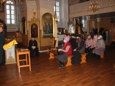 Спасателей Новозыбковского городского округа с профессиональным праздником поздравили священнослужители города Новозыбкова и прихожане храмов