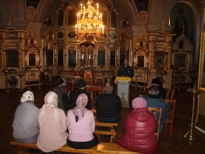 Спасателей Новозыбковского городского округа с профессиональным праздником поздравили священнослужители города Новозыбкова и прихожане храмов