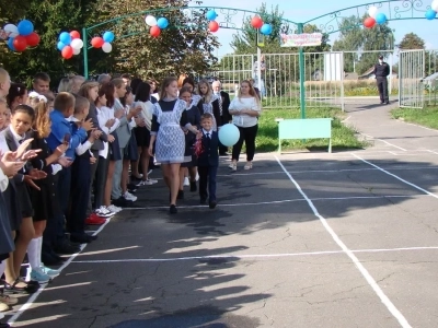 В День знаний священнослужители Новозыбковского благочиния напутствовали учащих и учащихся к познанию Истины