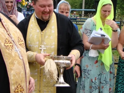 В деревне Любовшо Красногорского района Новозыбковского благочиния освящена новосооруженная часовня во Имя Святой Троицы