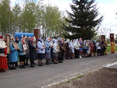 За Веру и Отечество жизнь свою положившим – ВЕЧНАЯ ПАМЯТЬ ! 76-й День победы в Великой Отечественной Войне в Новозыбковском благочинии ознаменован молитвой