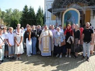 В школу, помолясь! В храмах Новозыбковского благочиния совершены Молебные пения на начало учения отроков