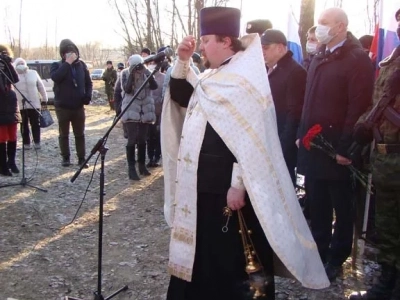 Война не окончена, пока не похоронен последний солдат…Упокой, Господи, души воинов, жизни свои на поле брани, за веру и Отечество, положивших!