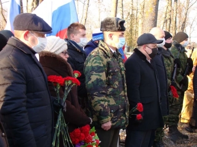 Война не окончена, пока не похоронен последний солдат…Упокой, Господи, души воинов, жизни свои на поле брани, за веру и Отечество, положивших!