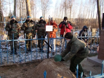 Война не окончена, пока не похоронен последний солдат…Упокой, Господи, души воинов, жизни свои на поле брани, за веру и Отечество, положивших!