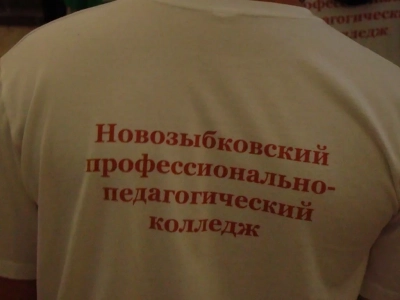 Православная молодежь Новозыбковского благочиния и волонтерский отряд «От сердце к сердцу» Новозыбковского профессионально-педагогического колледжа молились за Архиерейским богослужением в Кафедральном Богоявленском соборе Клинцовской Епархии