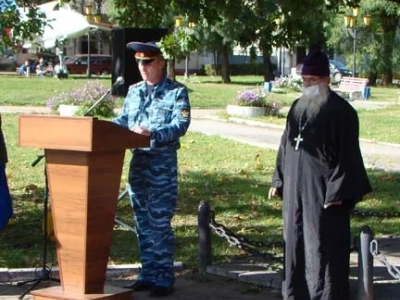 В память об освободителях Новозыбковской земли от немецко-фашистских захватчиков, на одной из центральных улиц города, в ознаменование 75-летия Великой Победы, высажена Аллея памяти