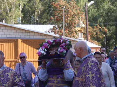 Сладкий праздник: Медовый спас в Новозыбковском благочинии