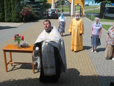 75 лет Парада Победы! В полдень, во всех храмах Новозыбковского благочиния, павших героев Великой Отечественной Войны почтили колокольным звоном