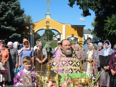 Сладкий праздник: Медовый спас в Новозыбковском благочинии