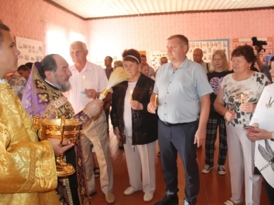 Сладкий праздник: Медовый спас в Новозыбковском благочинии